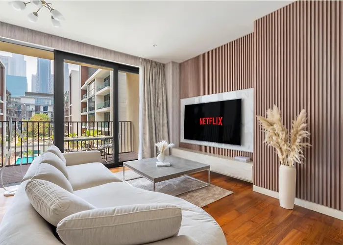City Walk Apartment Specter